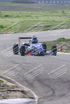 media/Feb-24-2024-CalClub SCCA (Sat) [[de4c0b3948]]/Group 6/Qualifying (Off Ramp)/